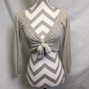 Bijou Apparel Womens Striped Knit Tie-Front Long Sleeve Crop Top, S